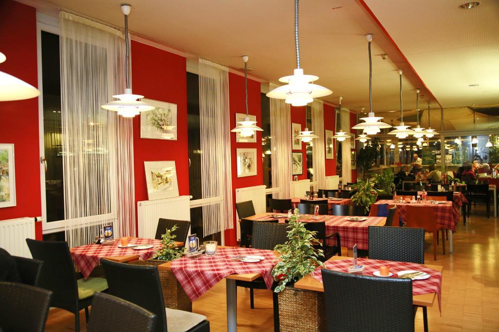 Hotel Restaurant Red Lodge Graz Zewnętrze zdjęcie